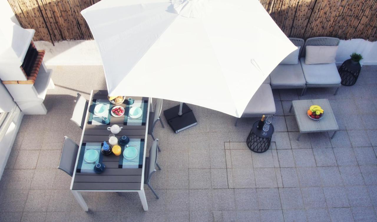 Central Olhao Home - Private Spacious Sunlit Patio โอลเญา ภายนอก รูปภาพ