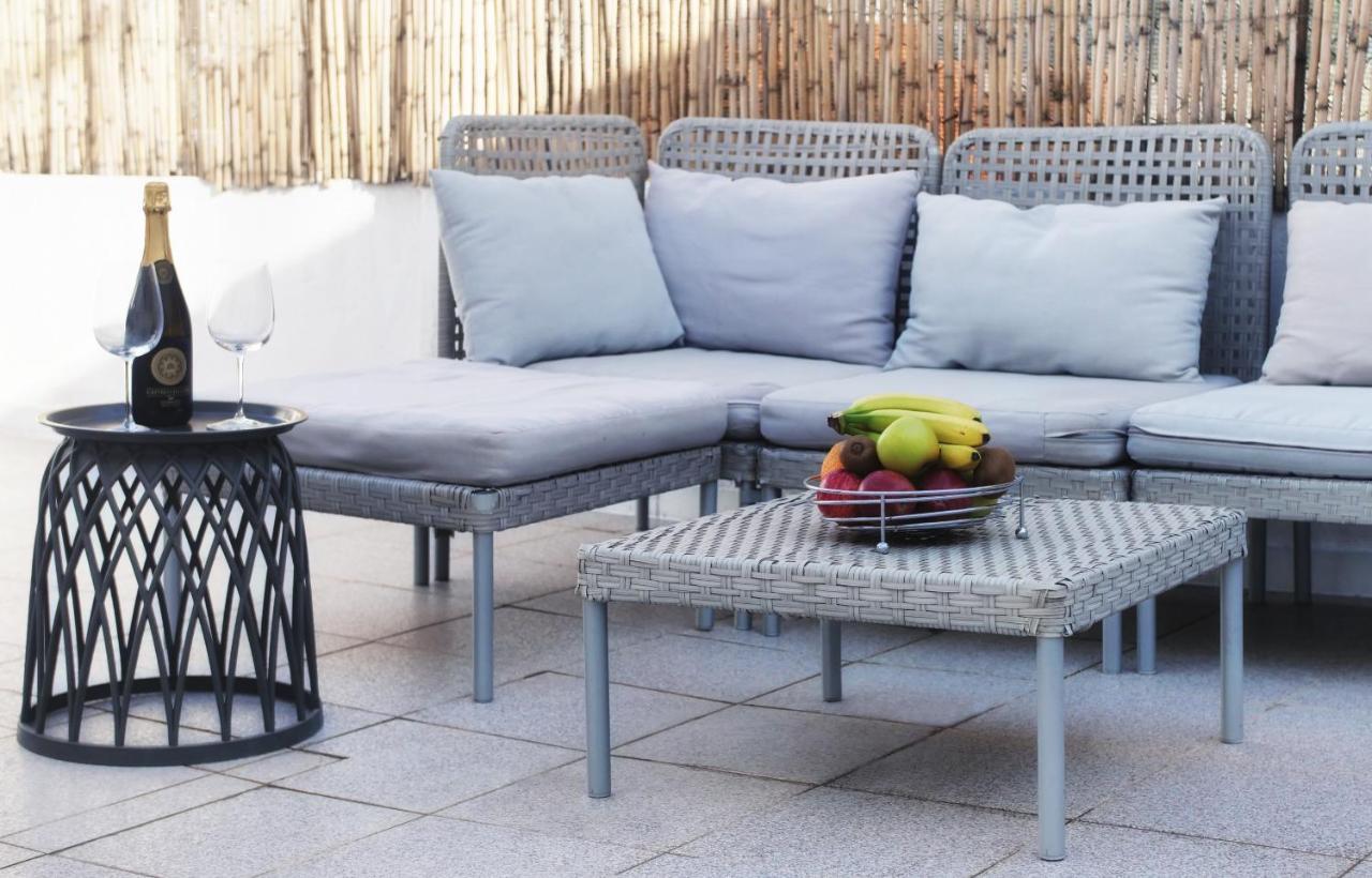 Central Olhao Home - Private Spacious Sunlit Patio โอลเญา ภายนอก รูปภาพ